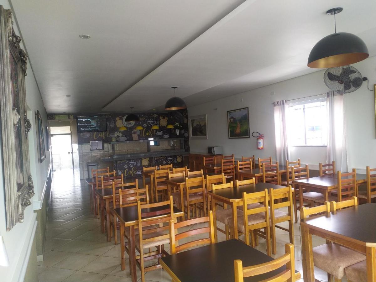 Hotel Dayse Santana de Parnaíba Buitenkant foto